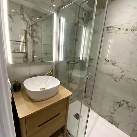 Apartamento Madonna Elegance, Proche Sanctuaire, 95m2 Lourdes