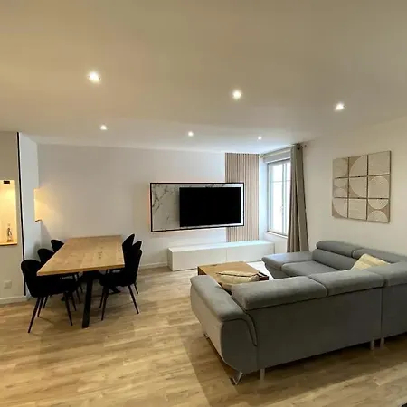 Madonna Elegance, Proche Sanctuaire, 95m2 * Lourdes